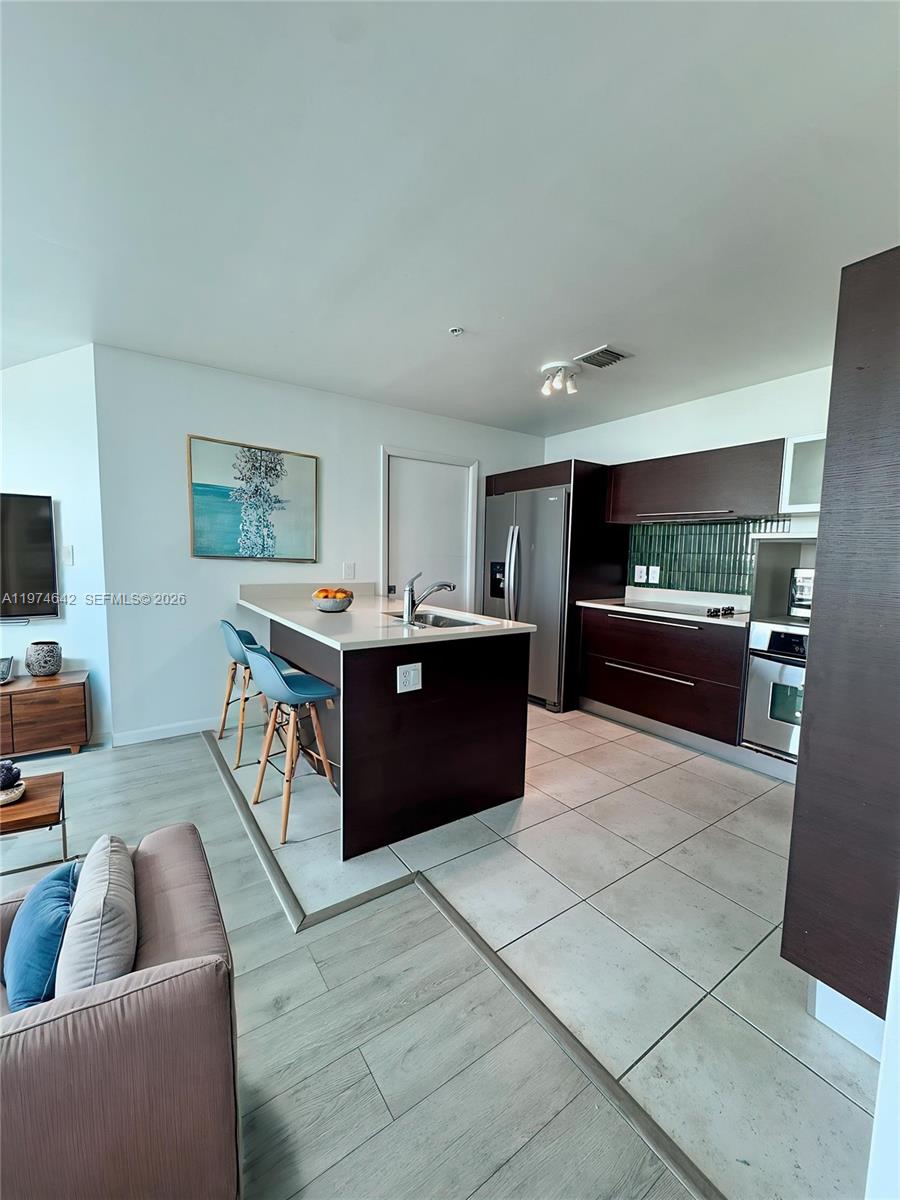 1900 N Bayshore Dr # 4112