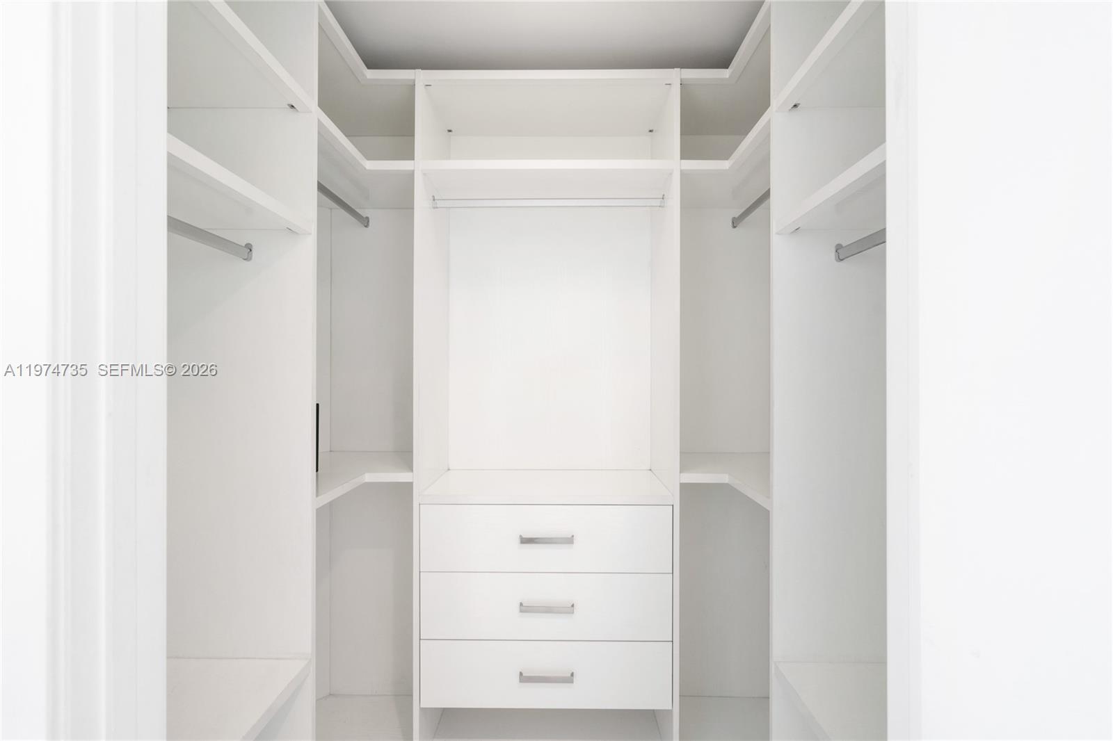 18201 Collins Ave # 1804