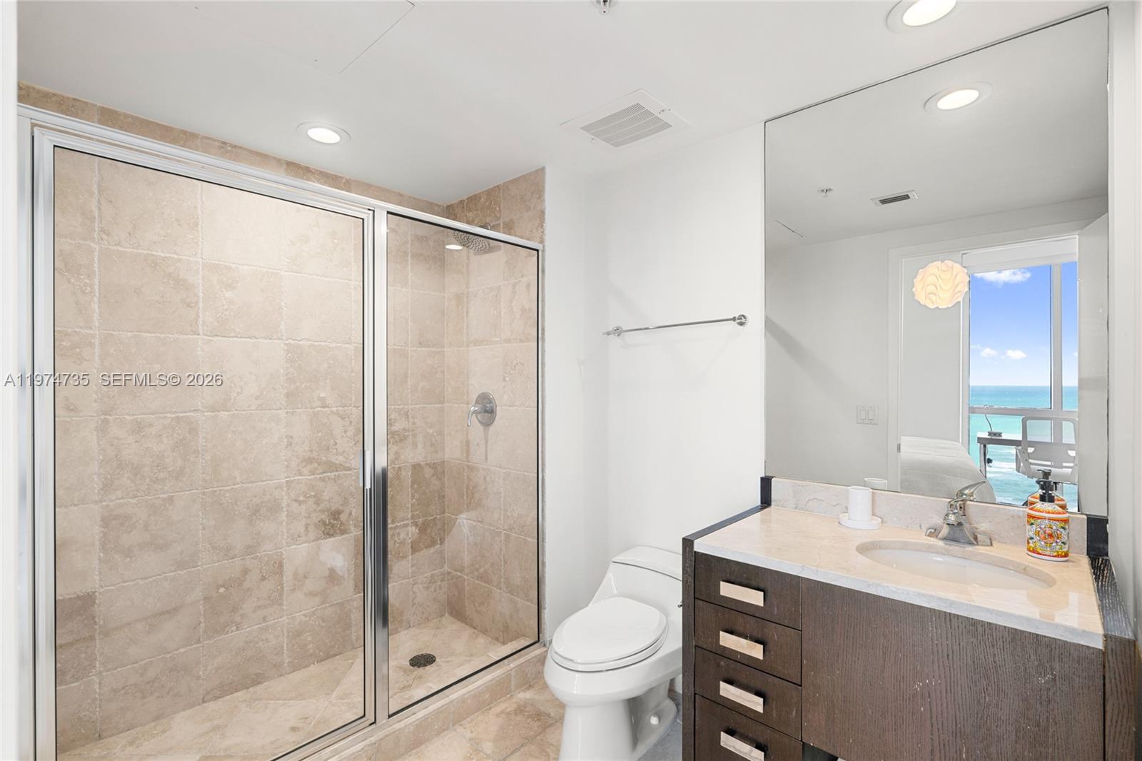 18201 Collins Ave # 1804