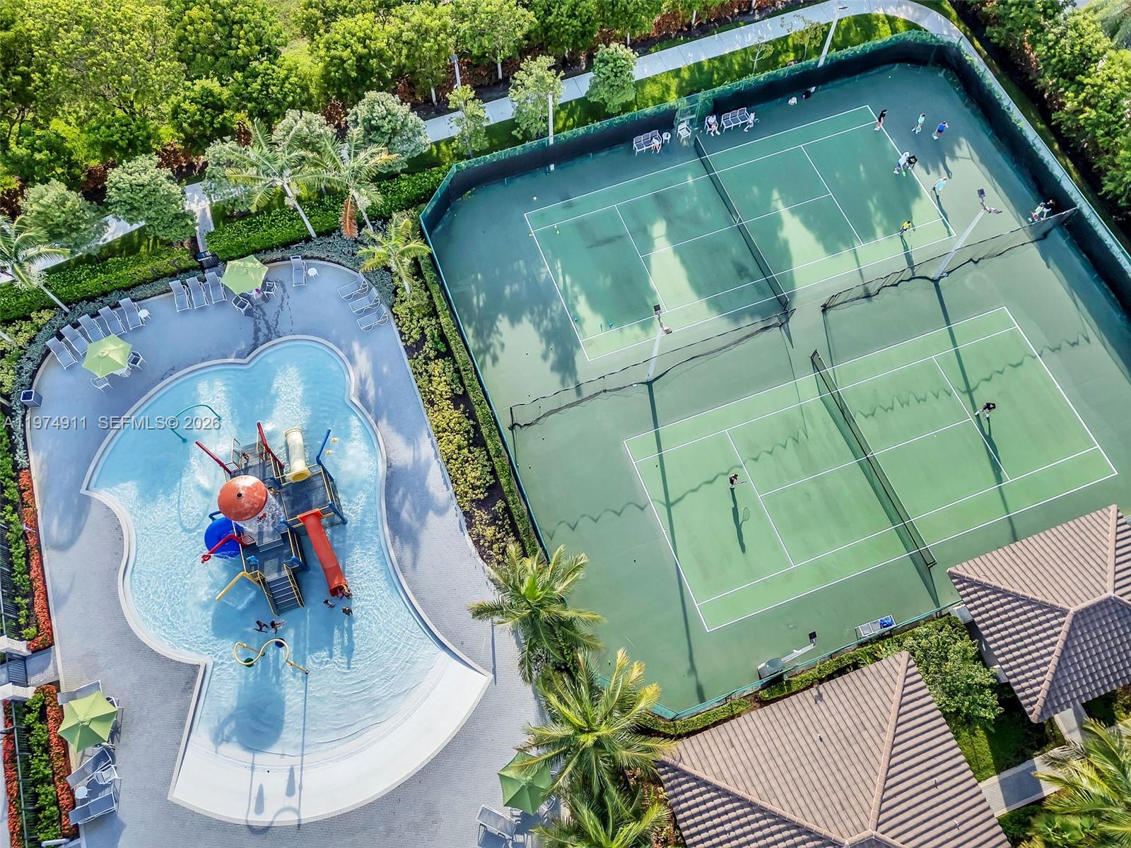 10233 NW 89th Ter Unit: .