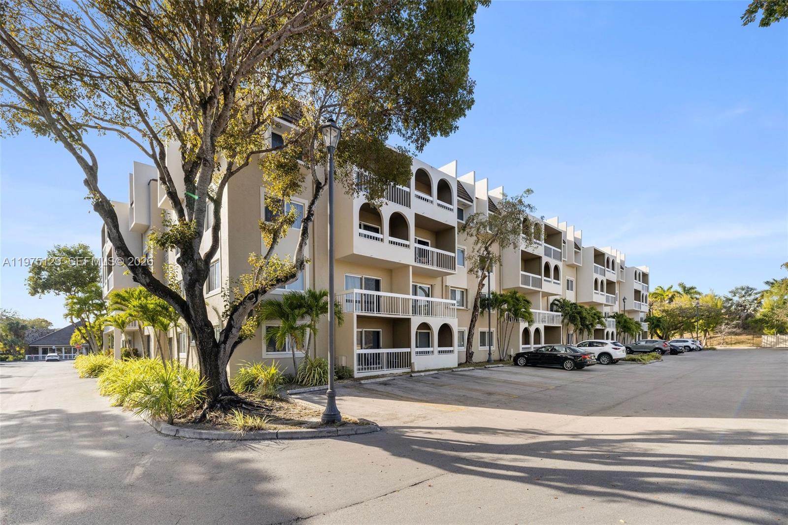 7701 Camino Real # 419 Unit: A-419