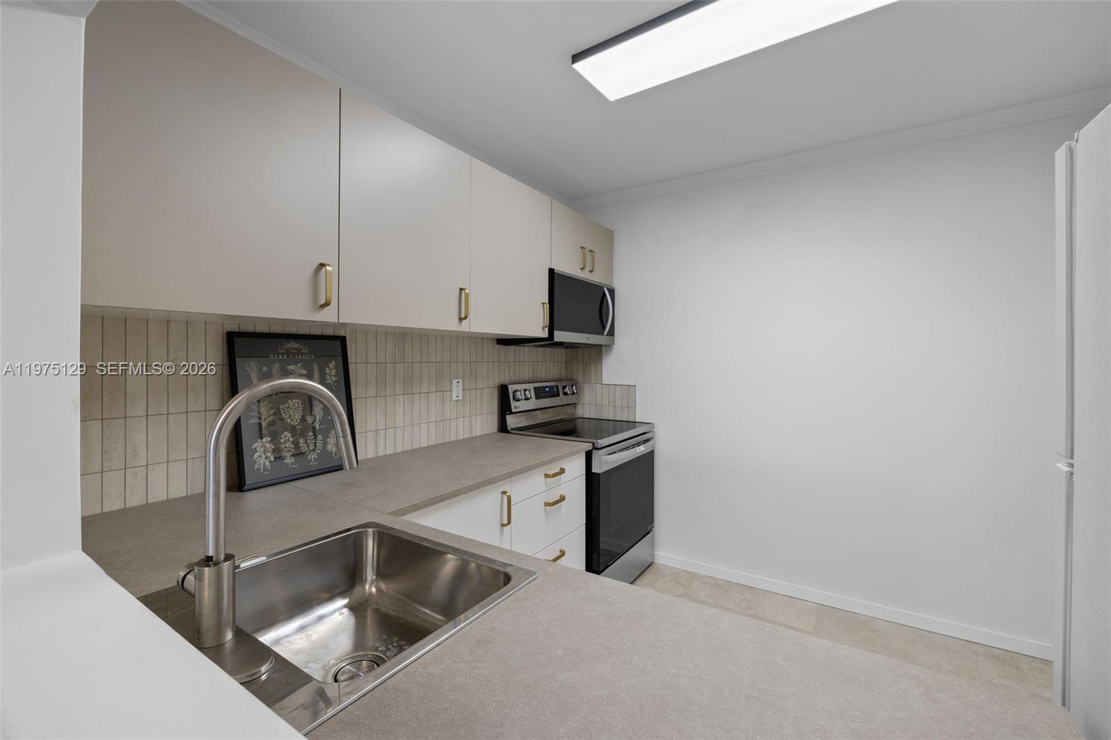 7701 Camino Real # 419 Unit: A-419