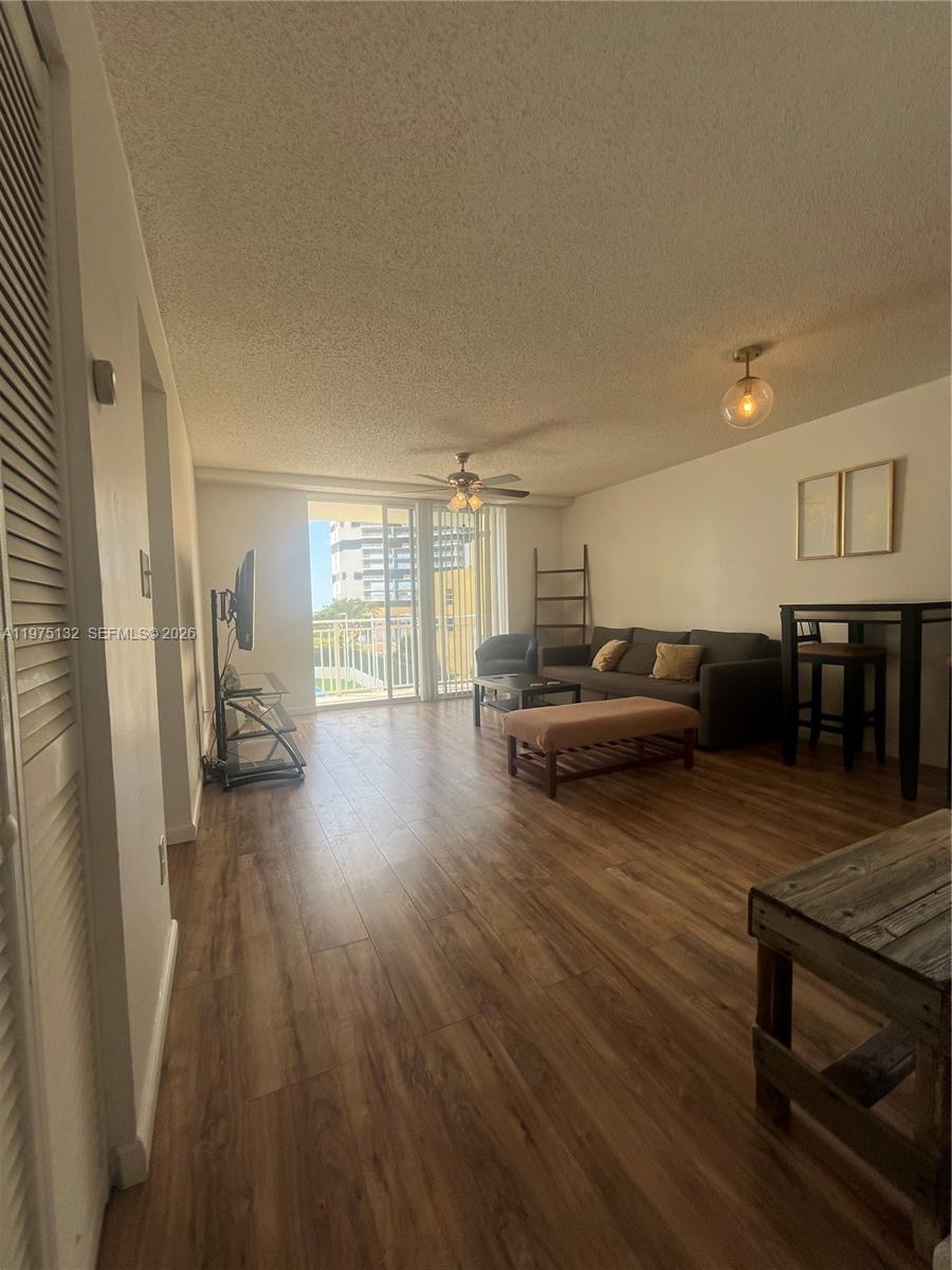 770 Claughton Island Dr # 606