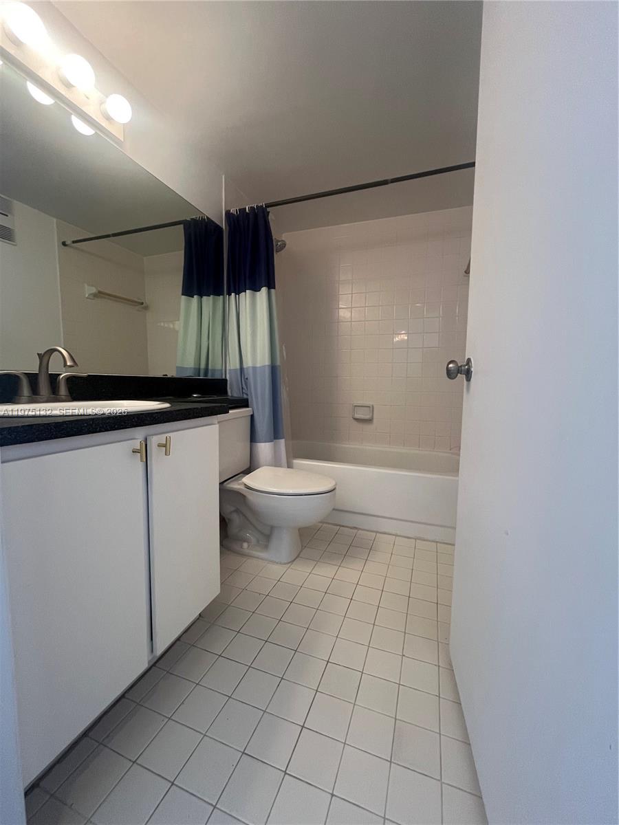 770 Claughton Island Dr # 606