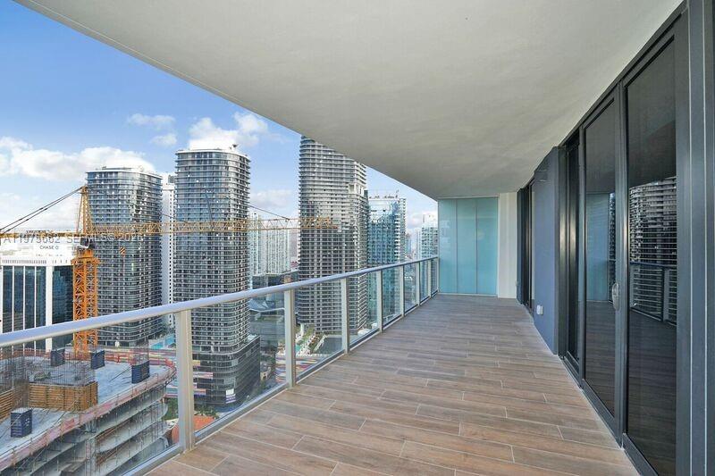 1010 Brickell Ave # 3506