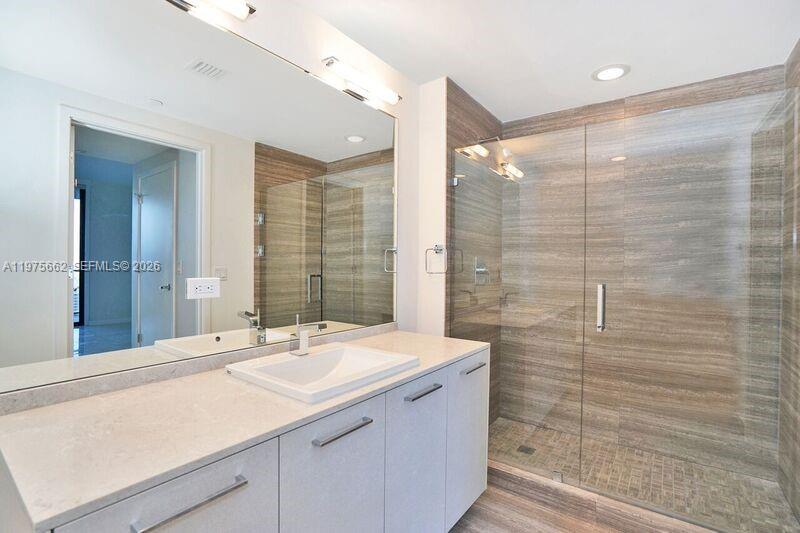 1010 Brickell Ave # 3506