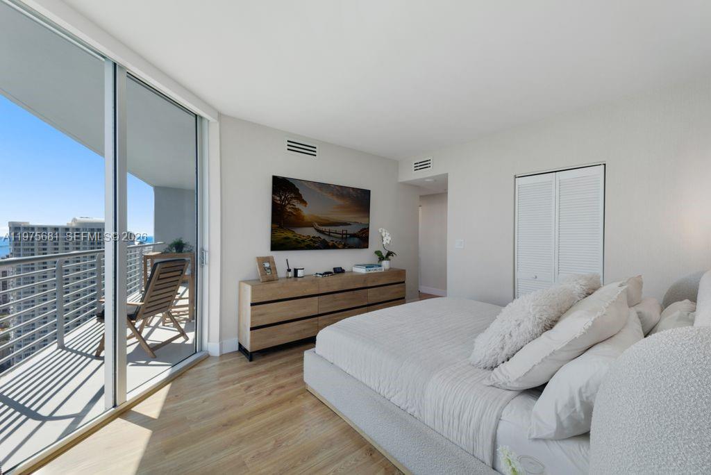 335 S Biscayne Blvd # 3012