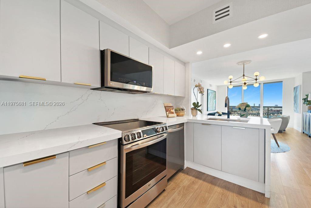 335 S Biscayne Blvd # 3012