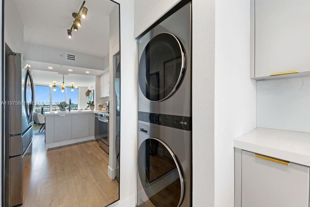 335 S Biscayne Blvd # 3012