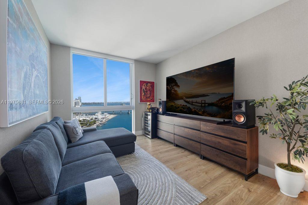 335 S Biscayne Blvd # 3012