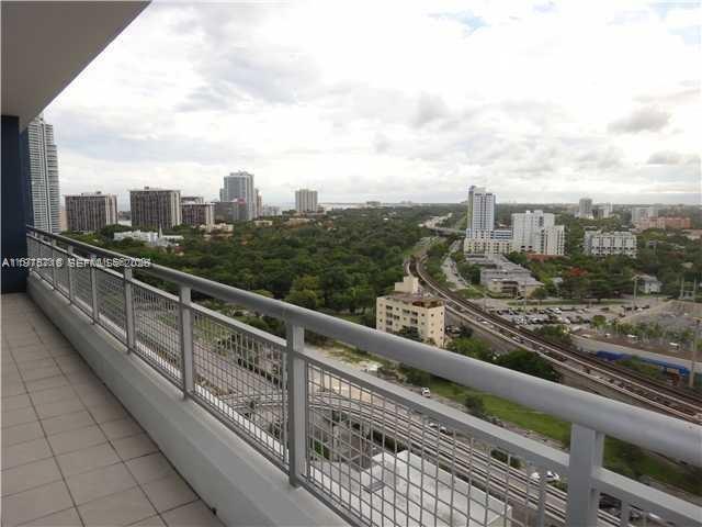 60 SW 13th St # 1421