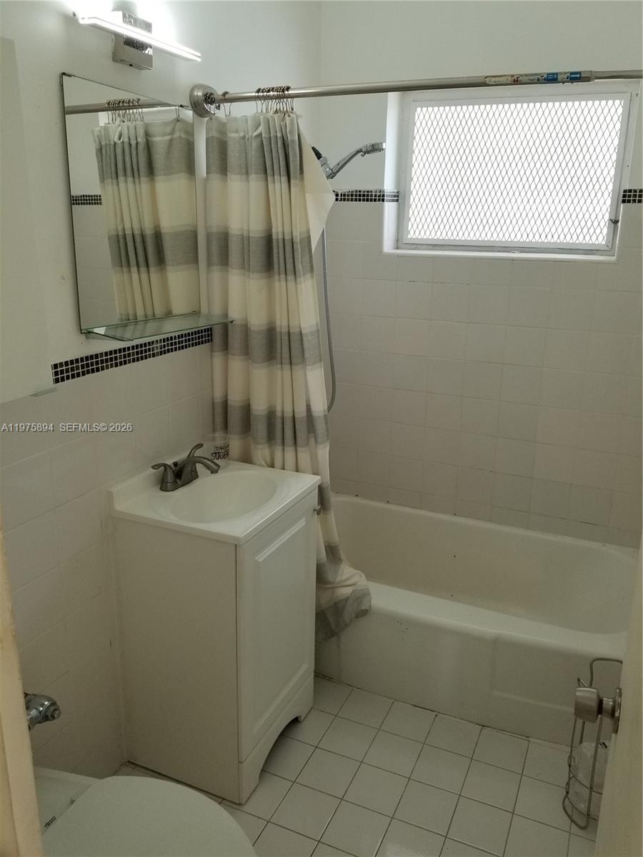 761 Euclid Ave # 12B