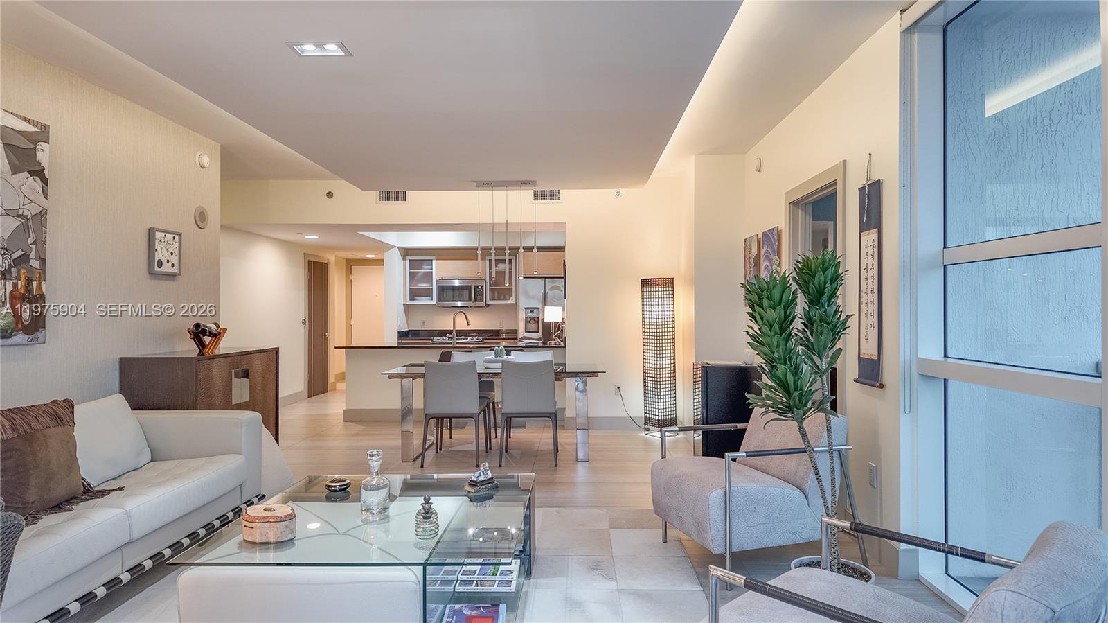 951 Brickell Ave # 2910