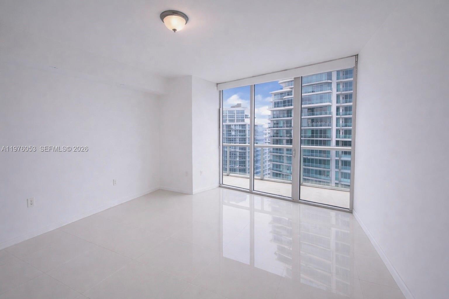 495 Brickell Ave # 5306