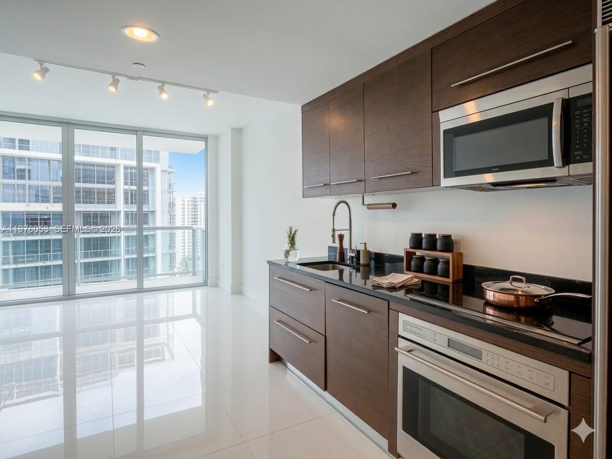 495 Brickell Ave # 5306