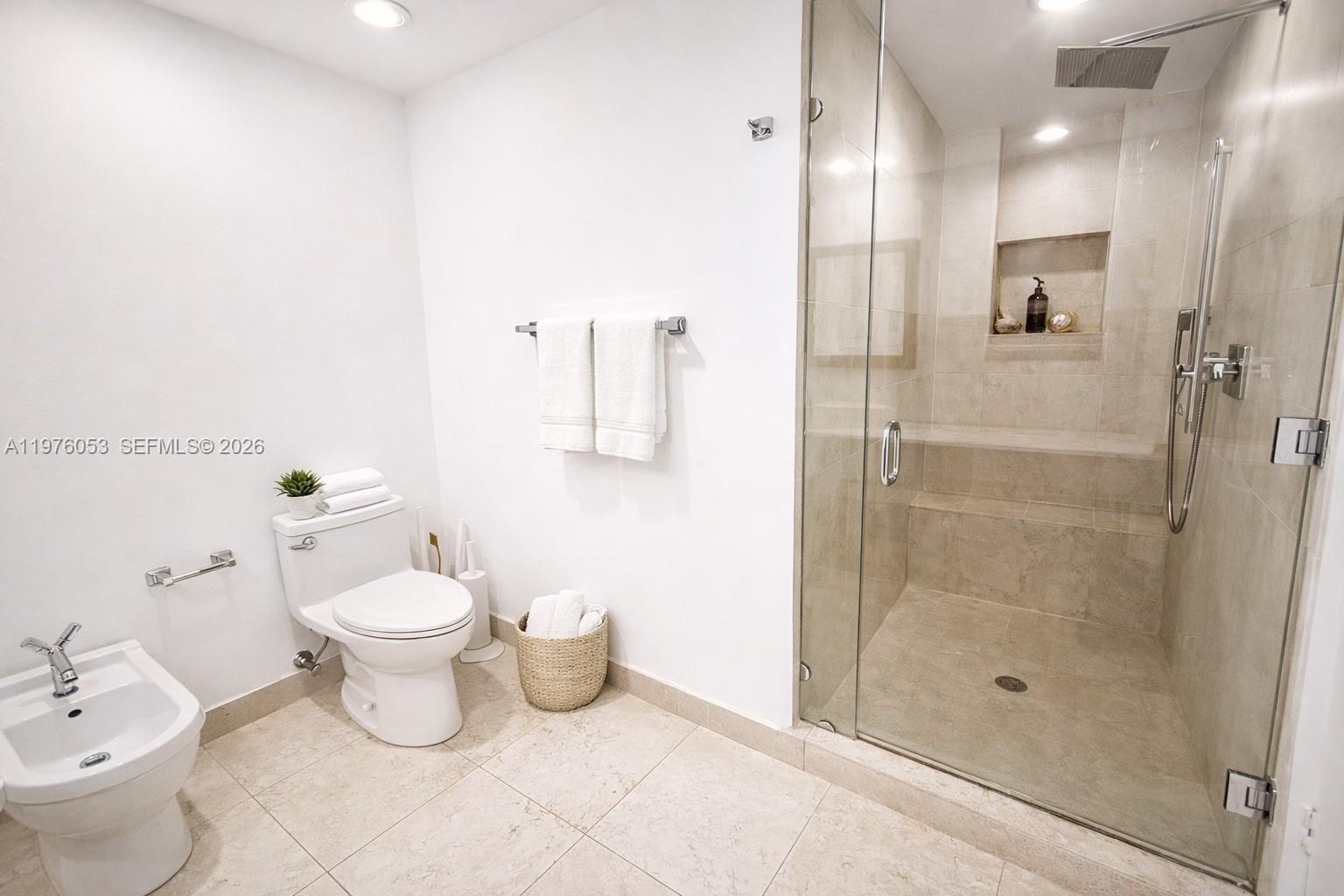 495 Brickell Ave # 5306