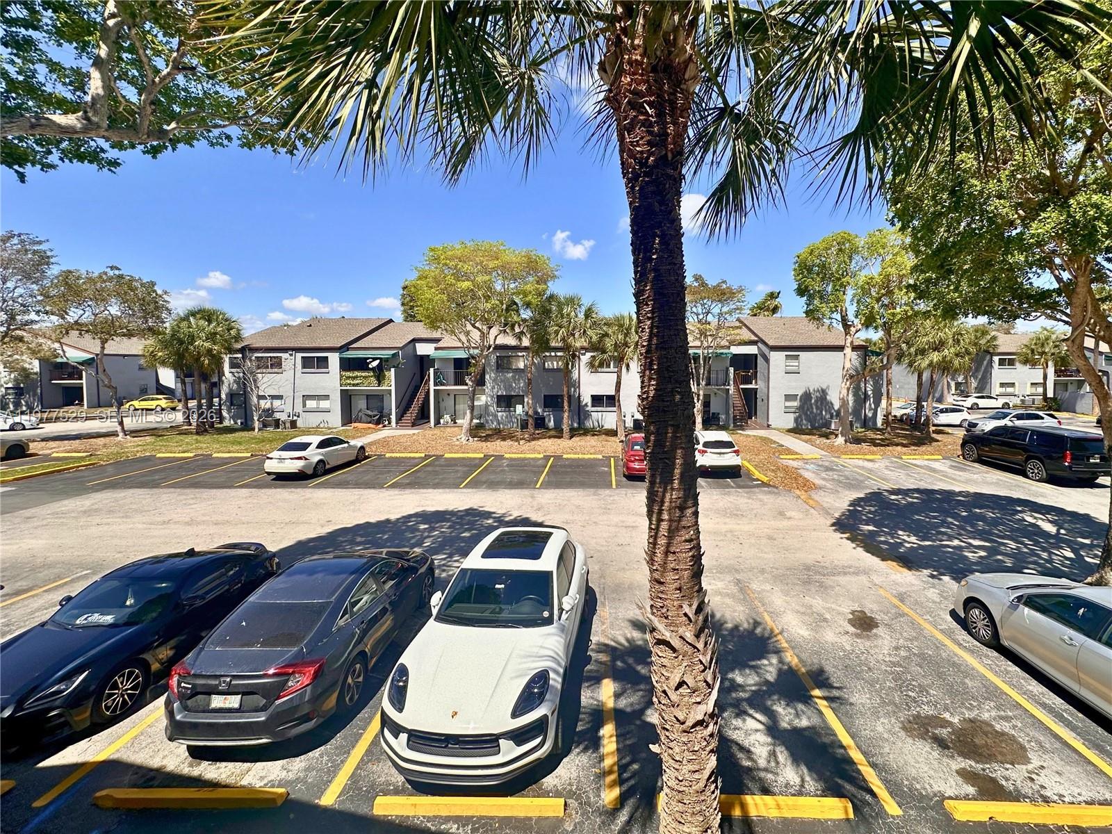 7423 SW 152nd Ave # 201 Unit: 10-201