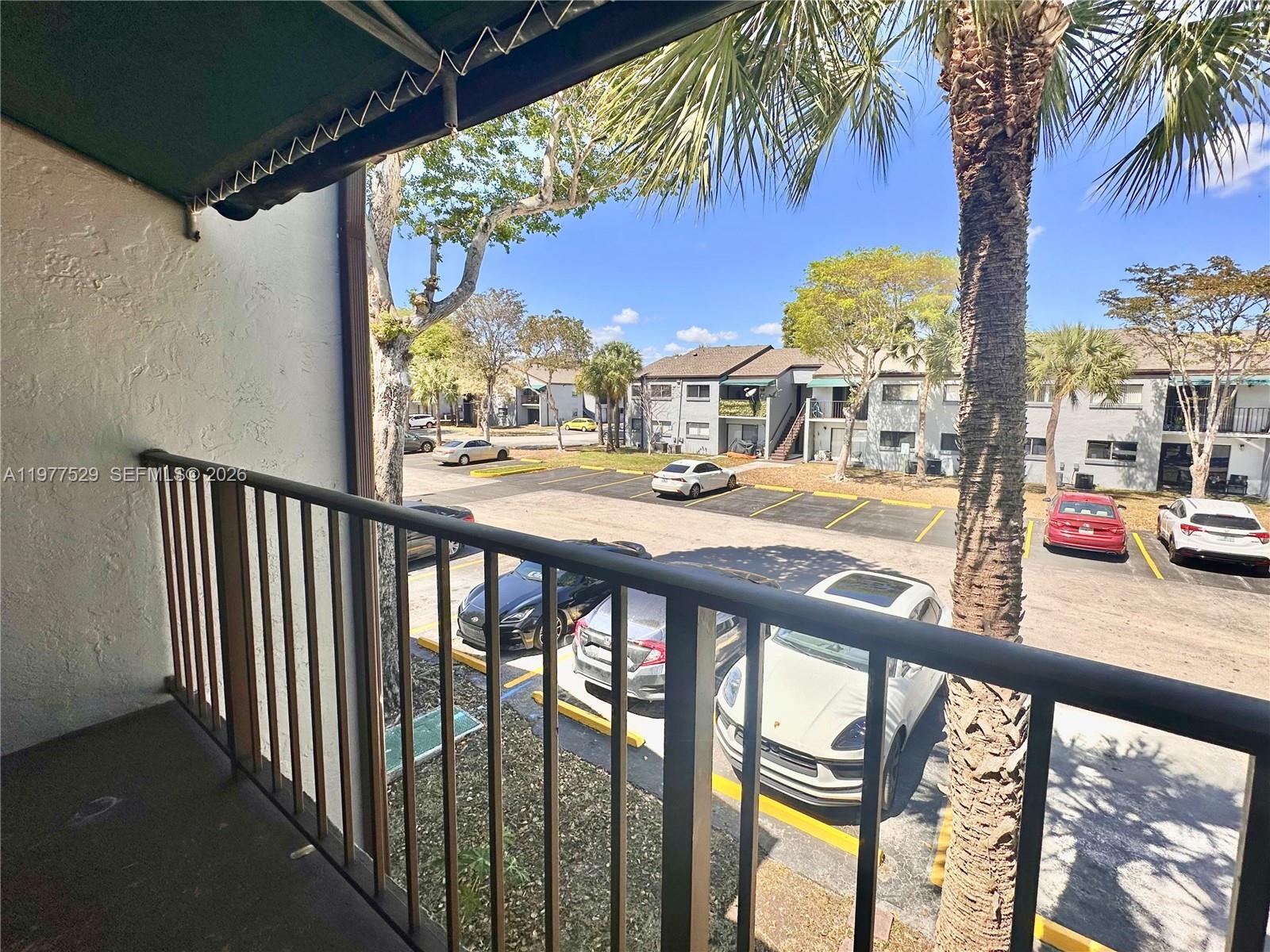 7423 SW 152nd Ave # 201 Unit: 10-201