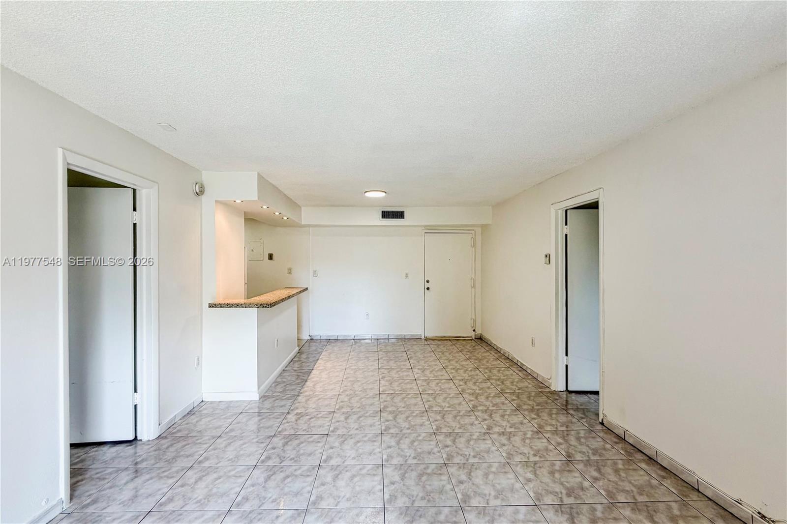4803 NW 7th St # 14 Unit: 105-14