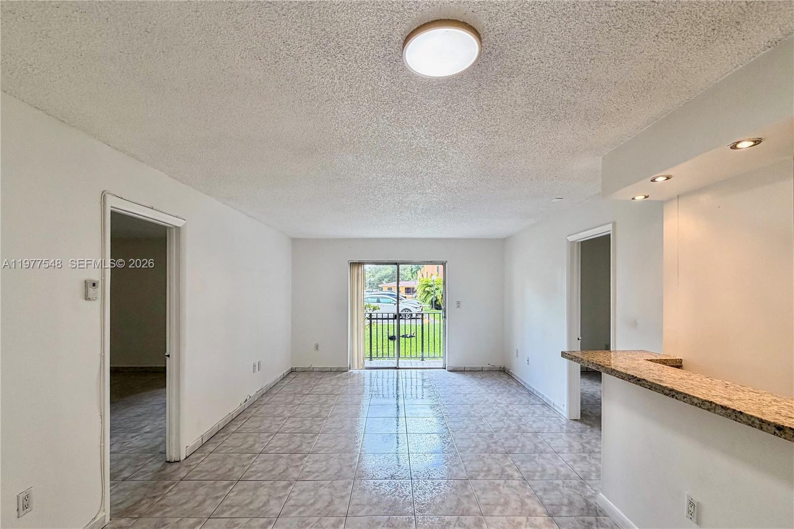 4803 NW 7th St # 14 Unit: 105-14