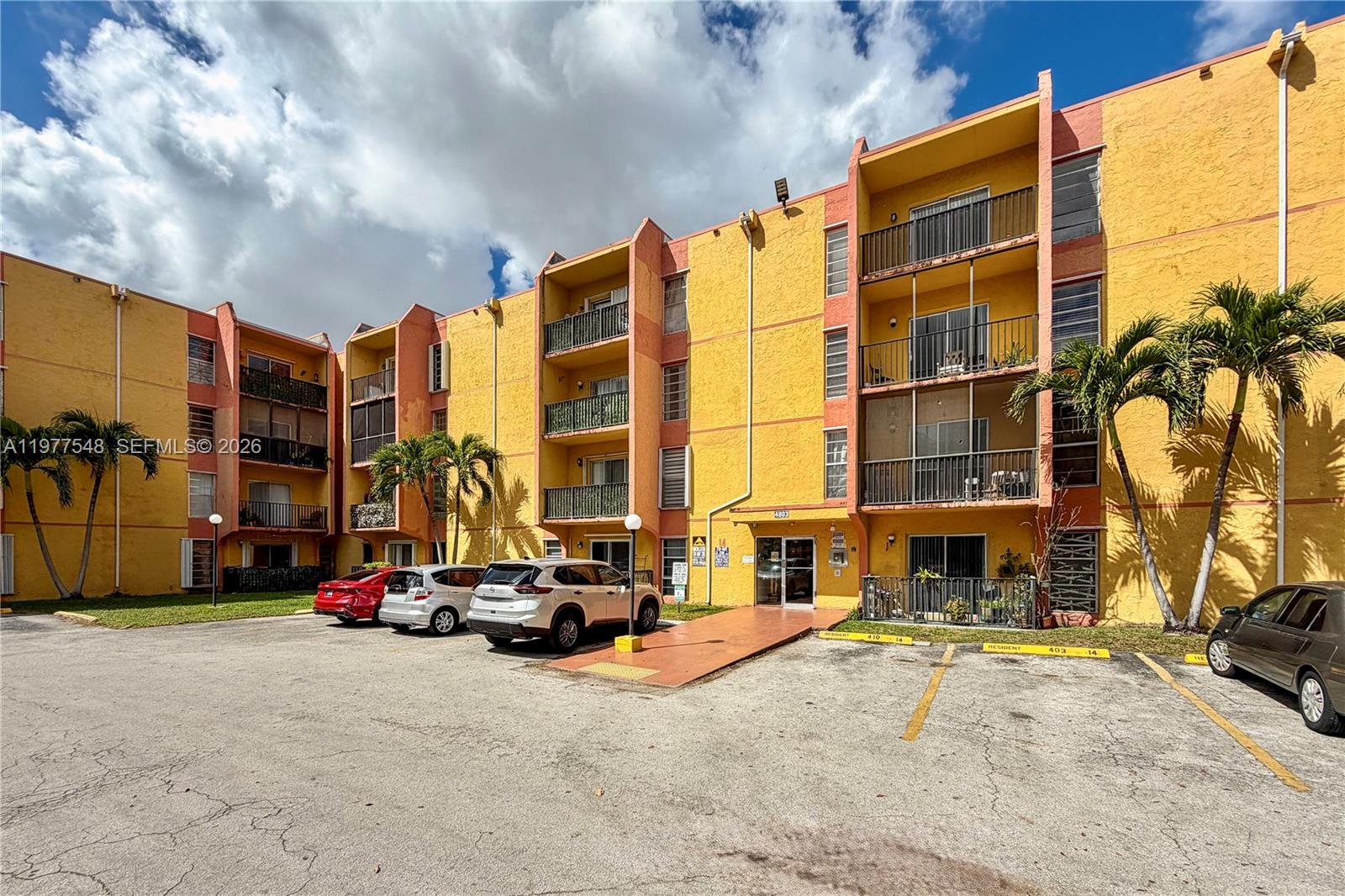 4803 NW 7th St # 14 Unit: 105-14