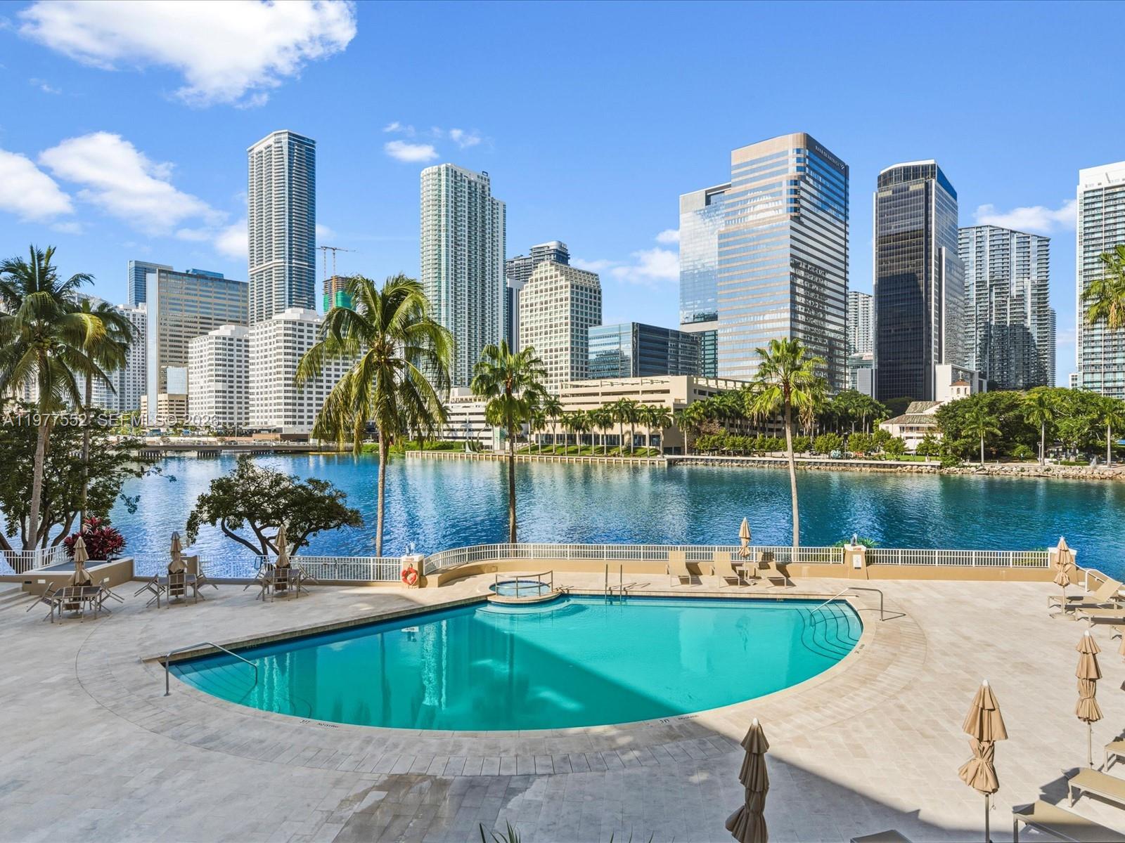 701 Brickell Key Blvd # 301