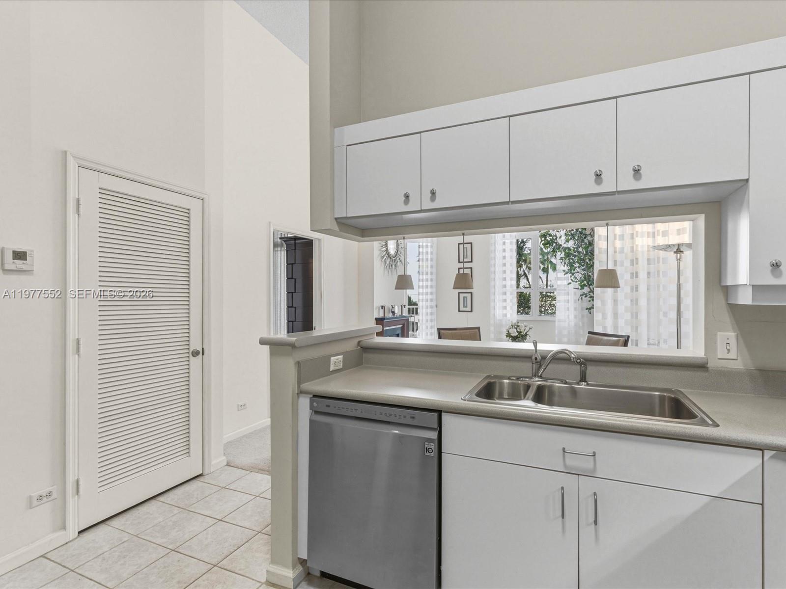 701 Brickell Key Blvd # 301