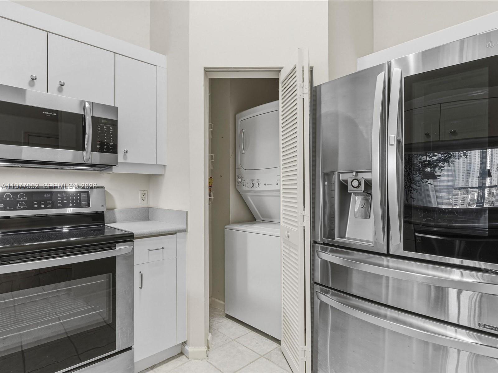 701 Brickell Key Blvd # 301