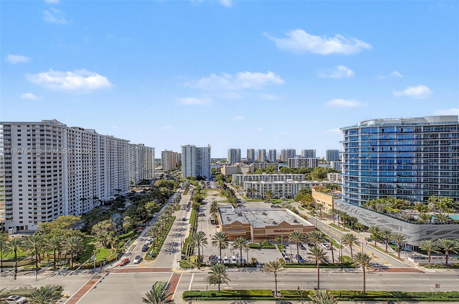 17475 Collins Ave # 904