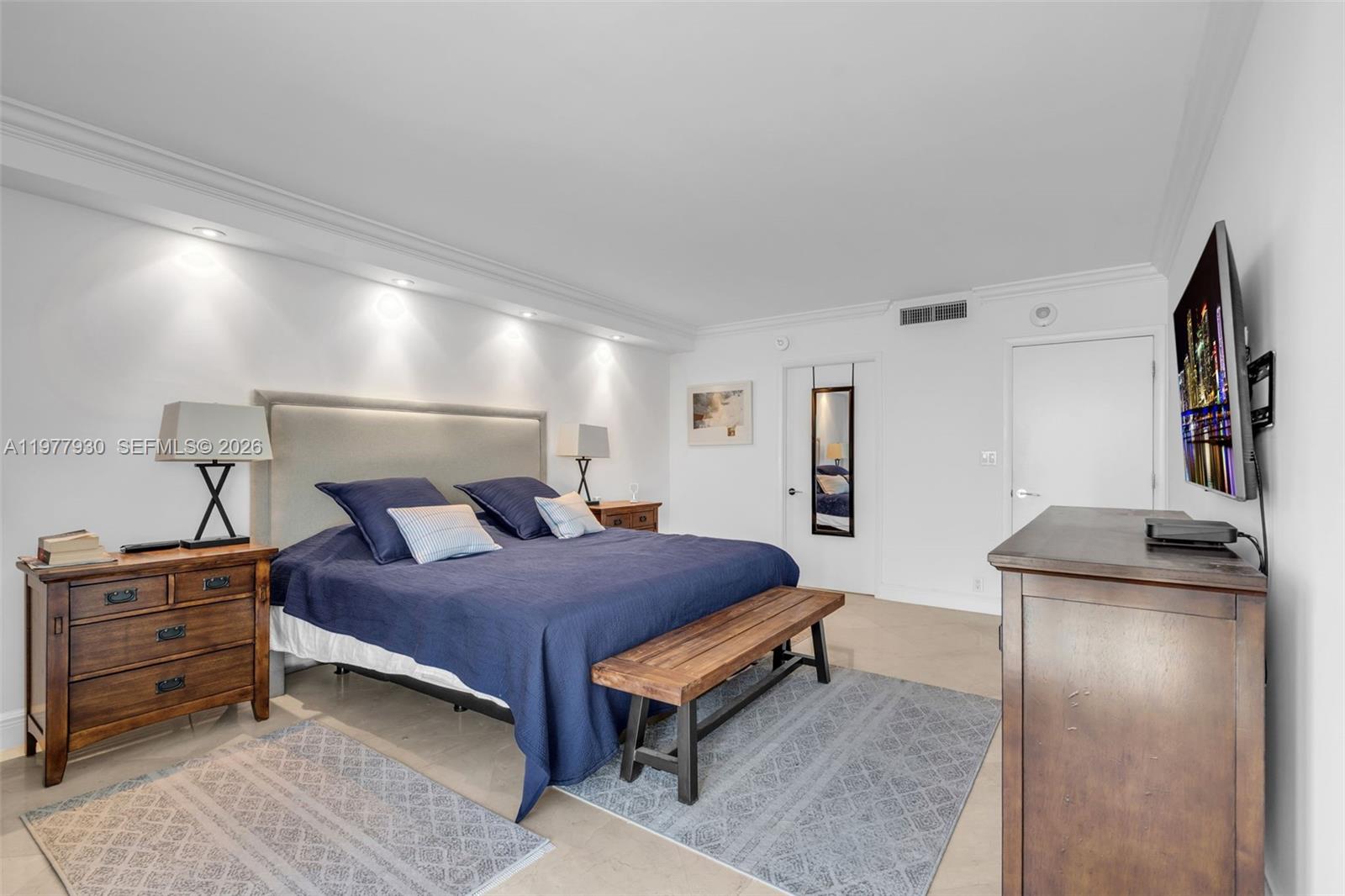 1121 Crandon Blvd # E1203