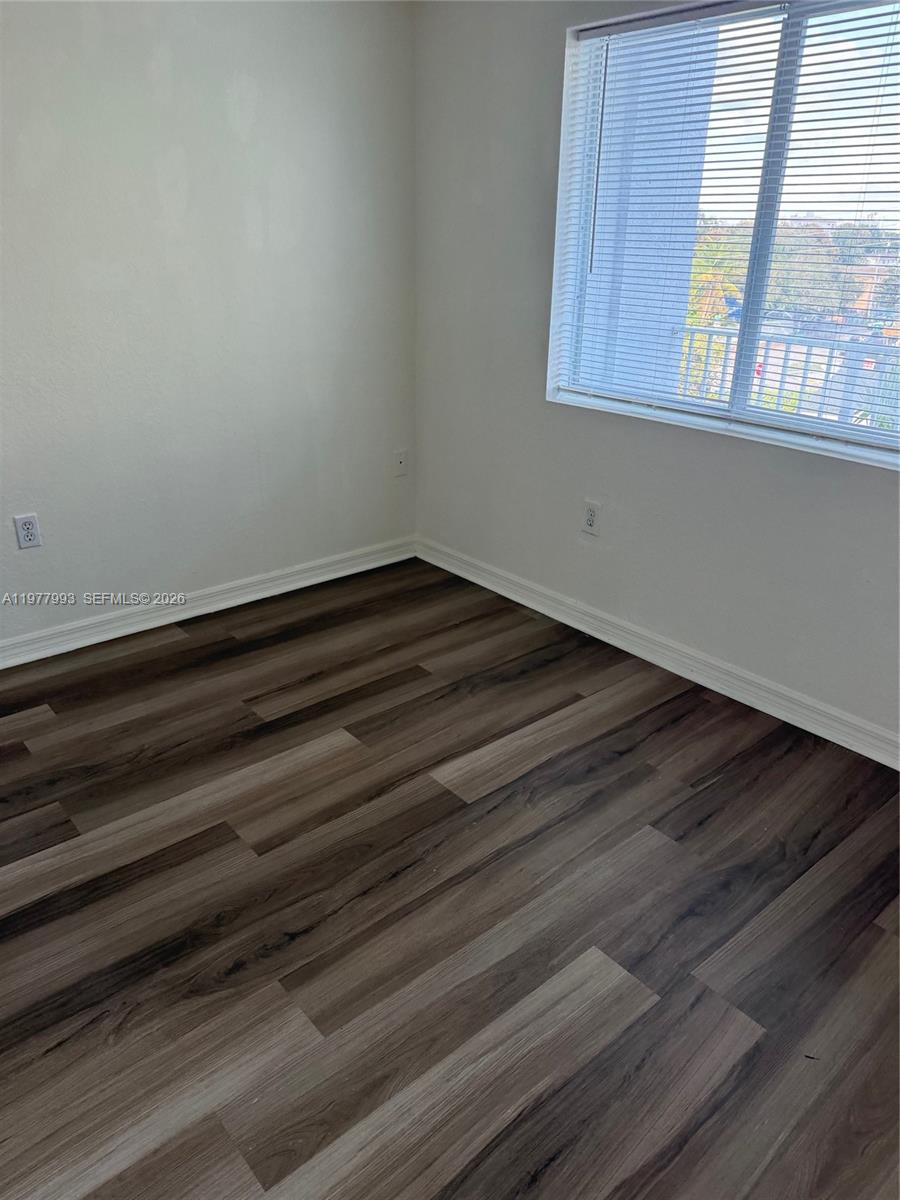 2536 NW 24th St # 4D