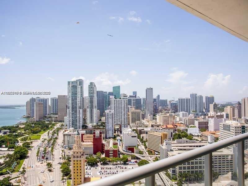 888 Biscayne Blvd # 3205