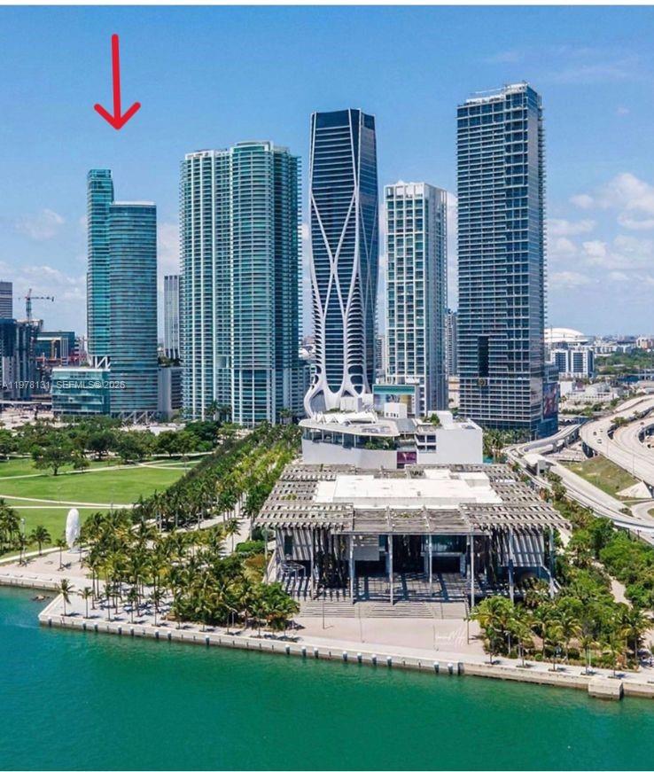 888 Biscayne Blvd # 3205