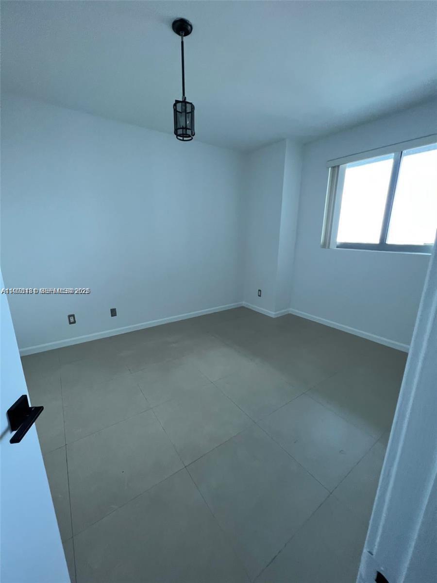 888 Biscayne Blvd # 3205