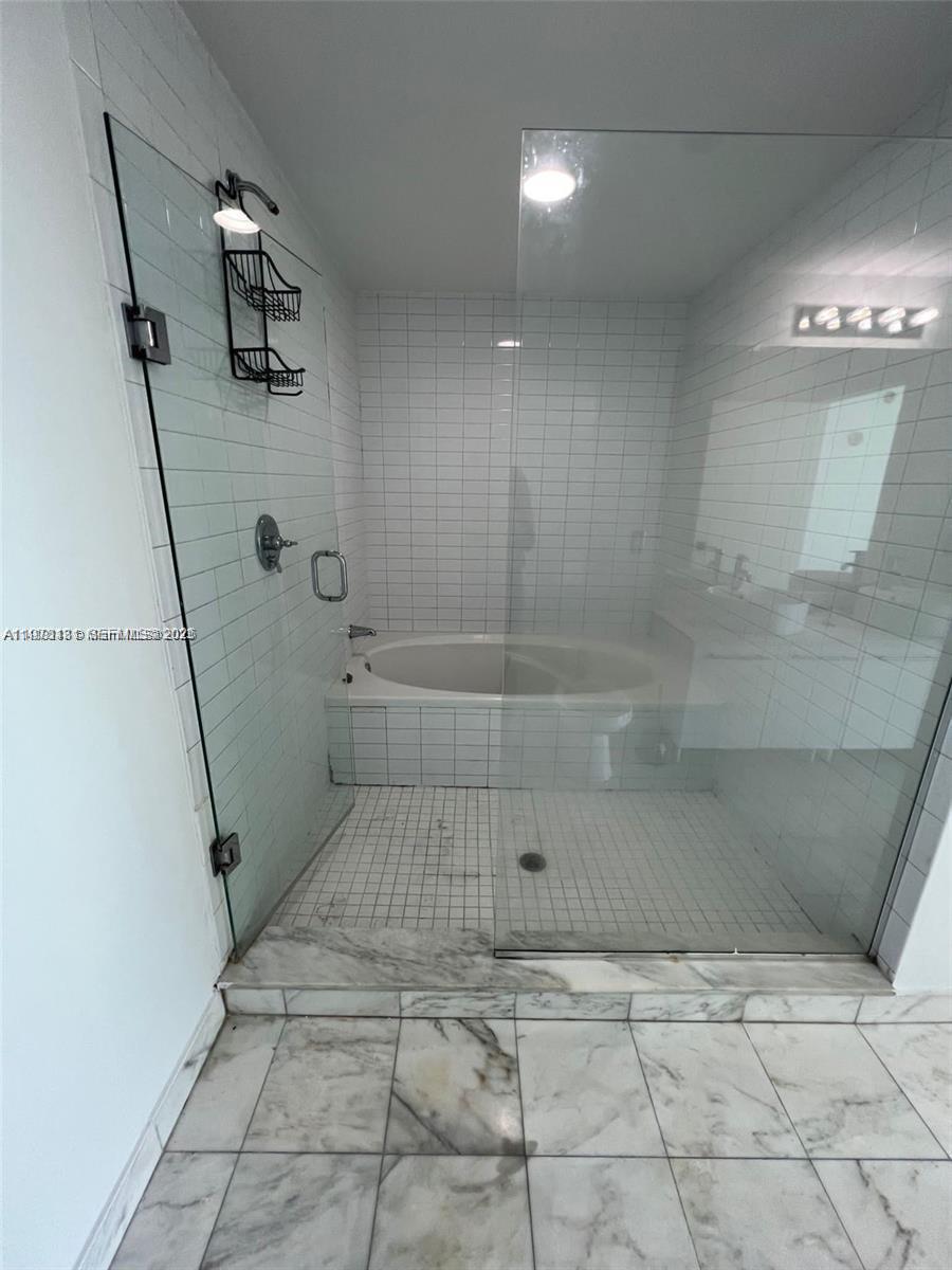 888 Biscayne Blvd # 3205