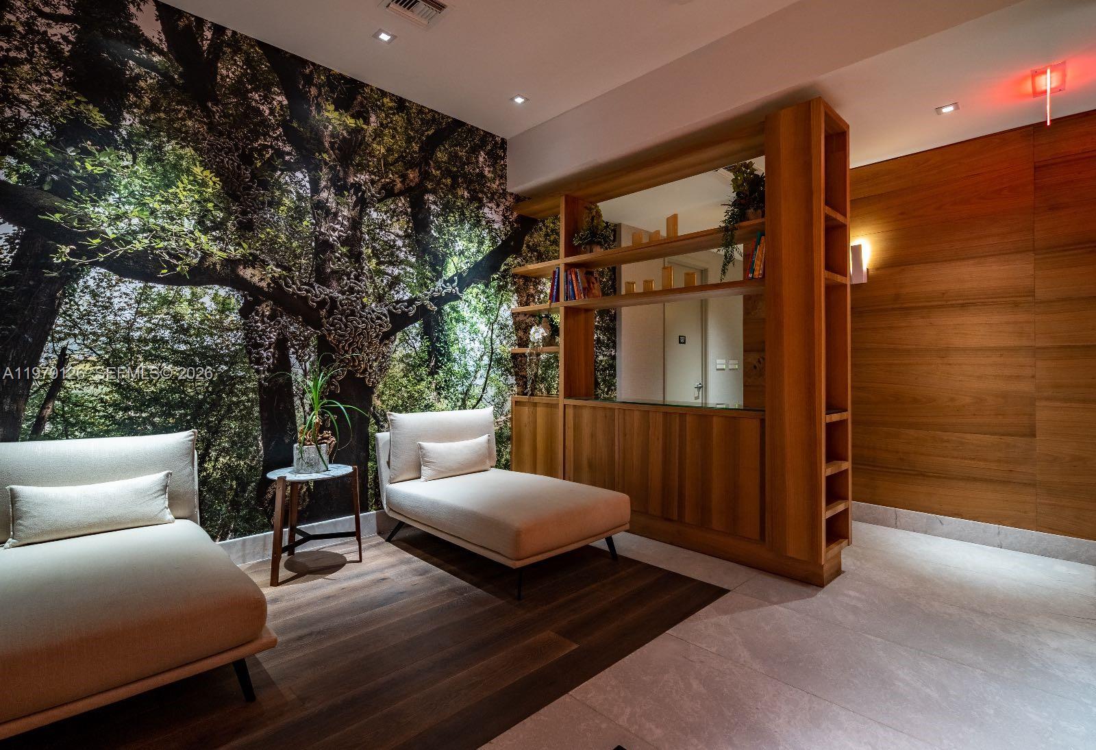 1010 Brickell Ave # 1902