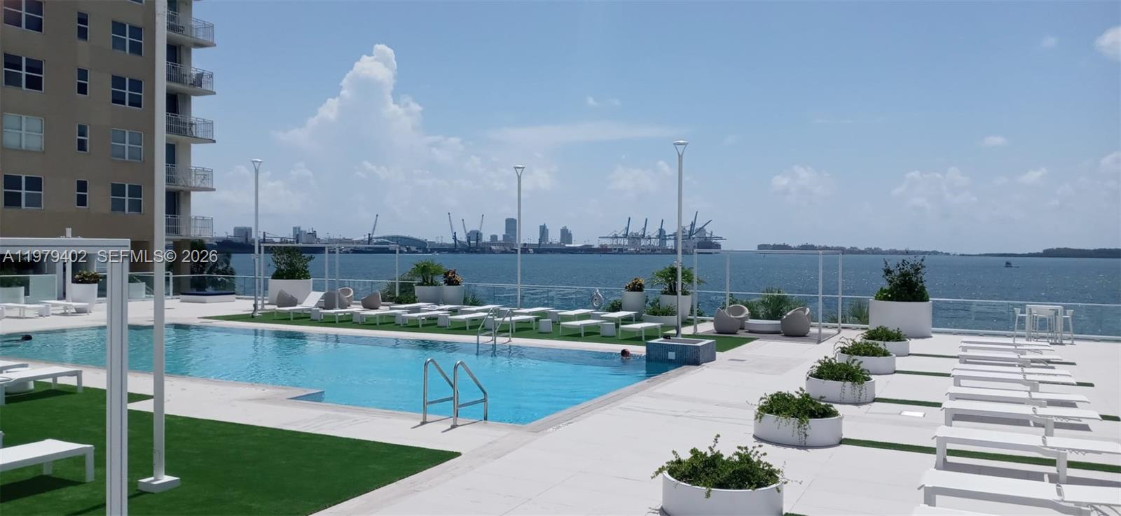 770 Claughton Island Dr # 911