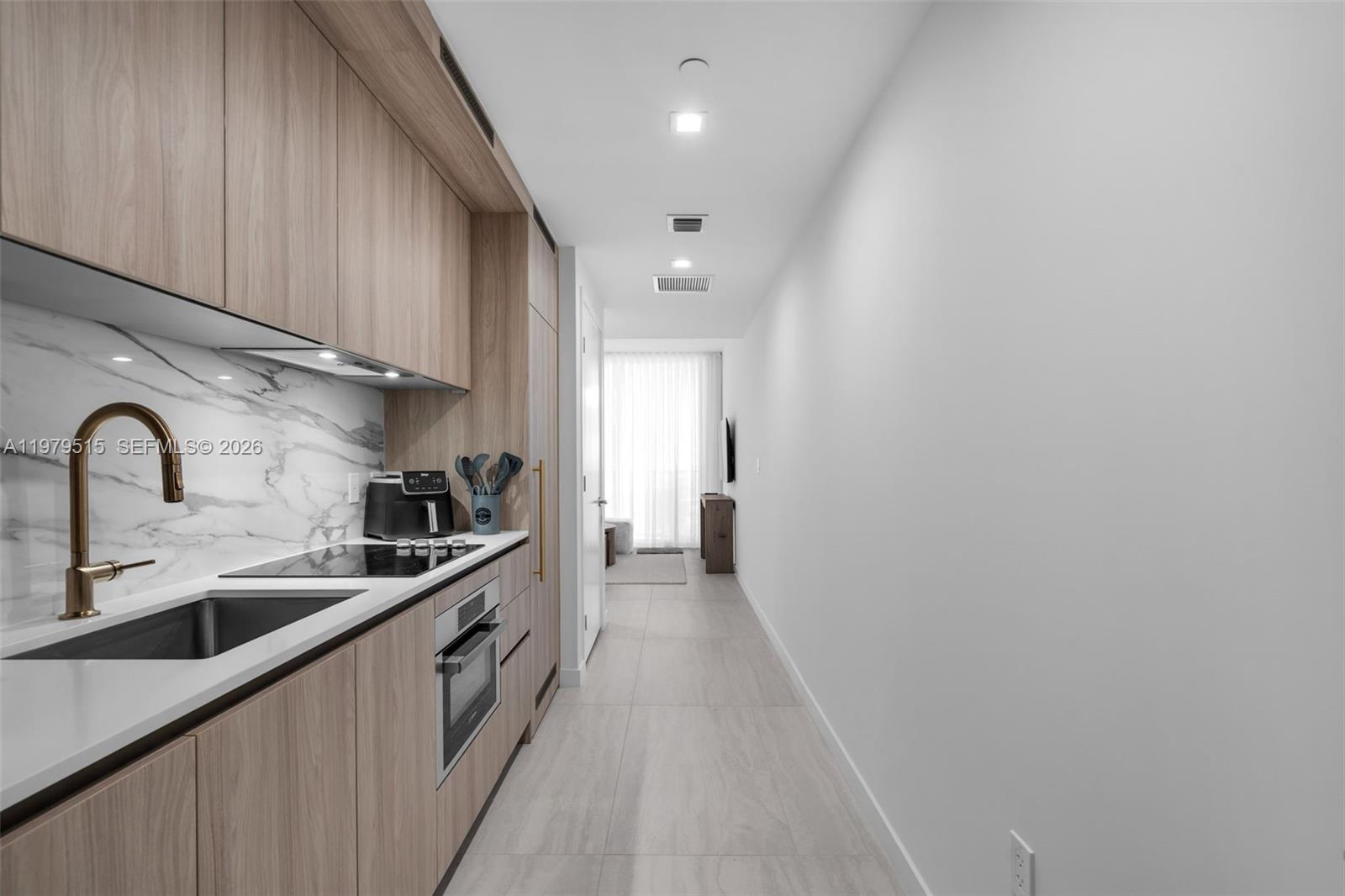 77 SE 5TH ST # 2405