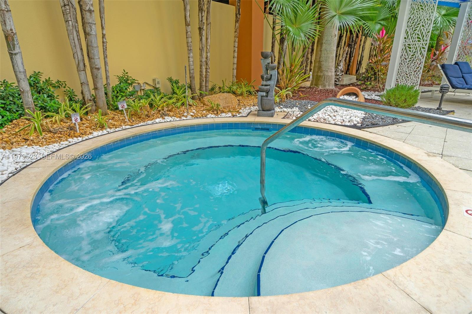 18800 NE 29th Ave Unit: LP1022