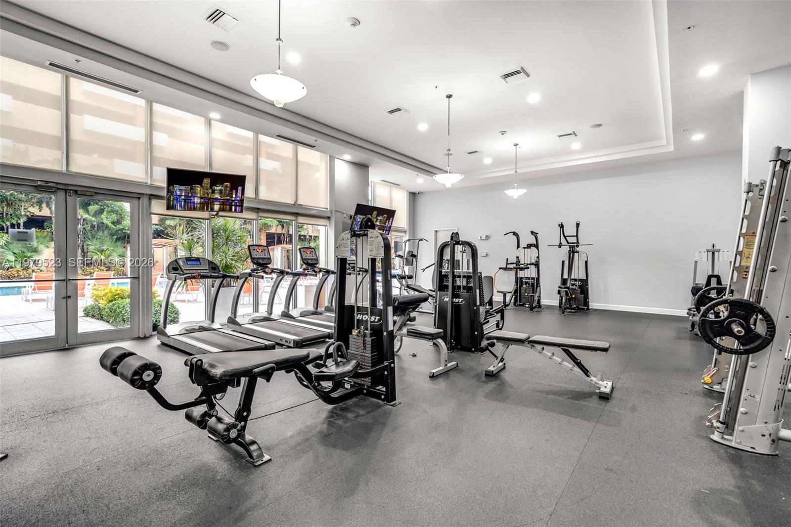 18800 NE 29th Ave Unit: LP1022