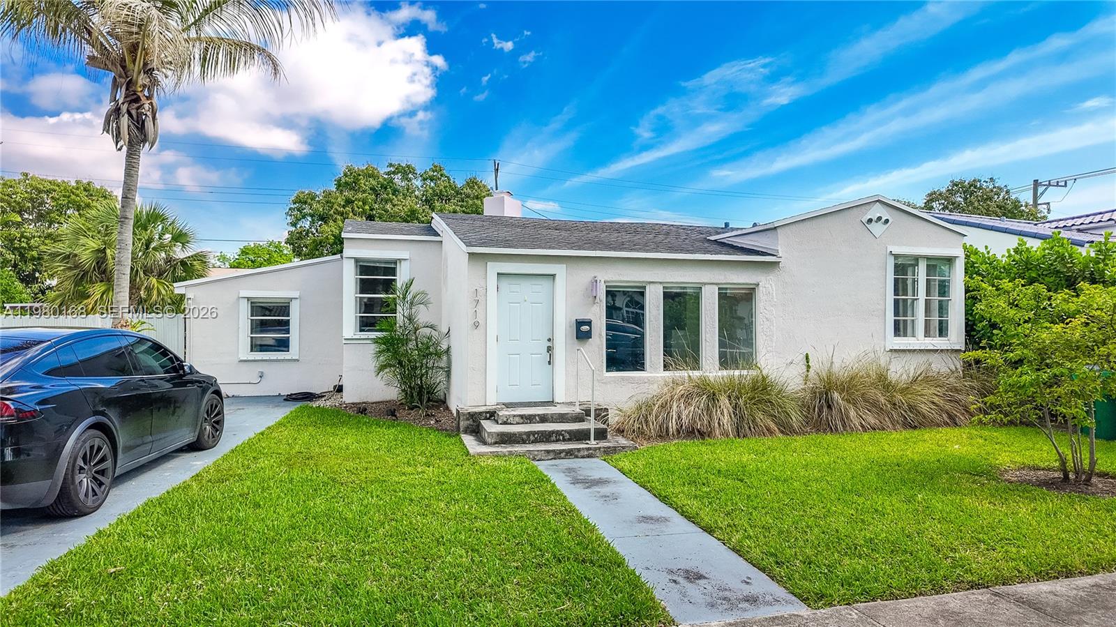 1719 SW 15th St