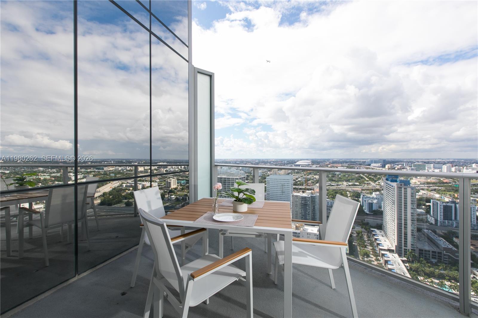 851 NE 1st Ave # 3402