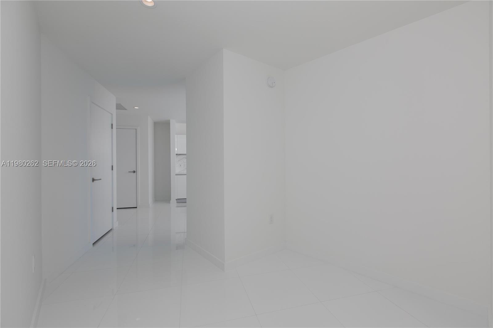 851 NE 1st Ave # 3402