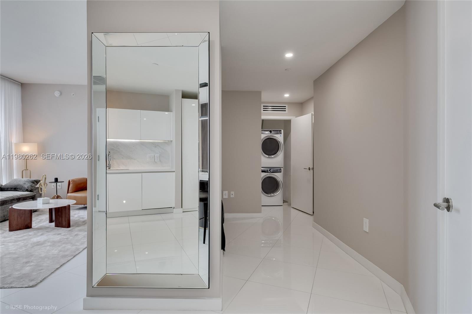 851 NE 1st Ave # 3402