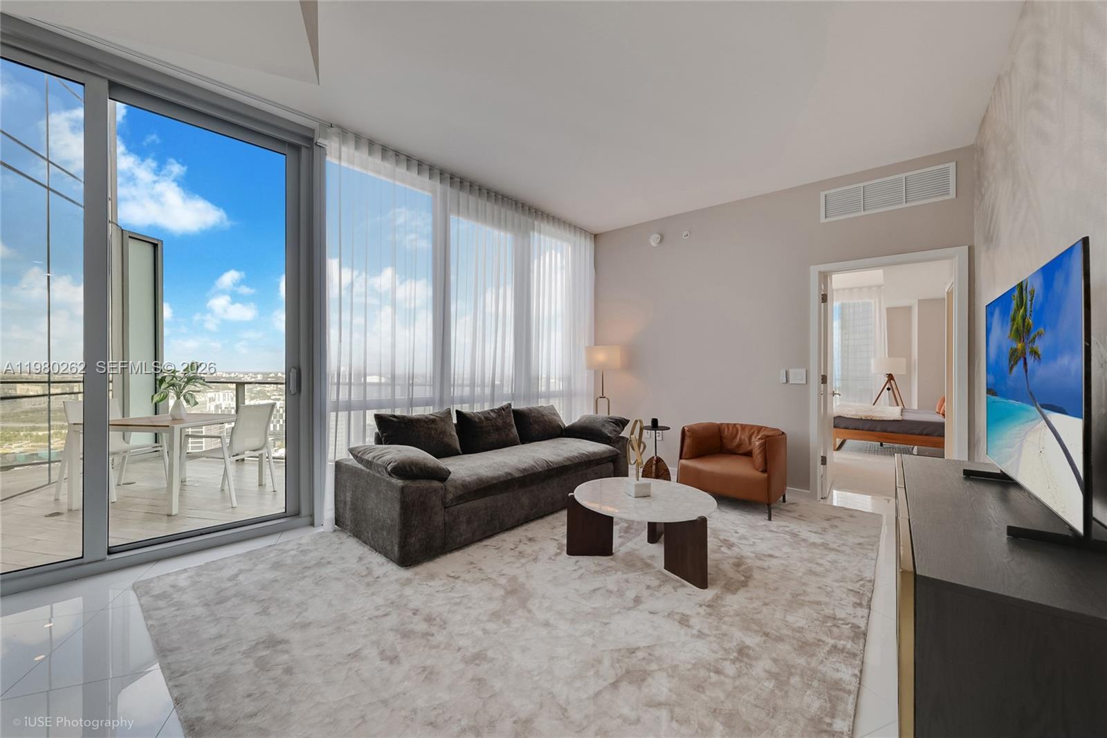 851 NE 1st Ave # 3402