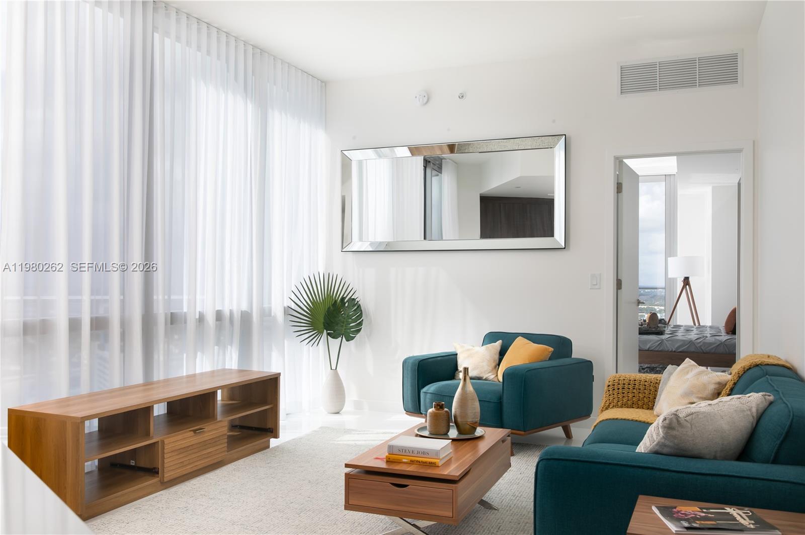 851 NE 1st Ave # 3402