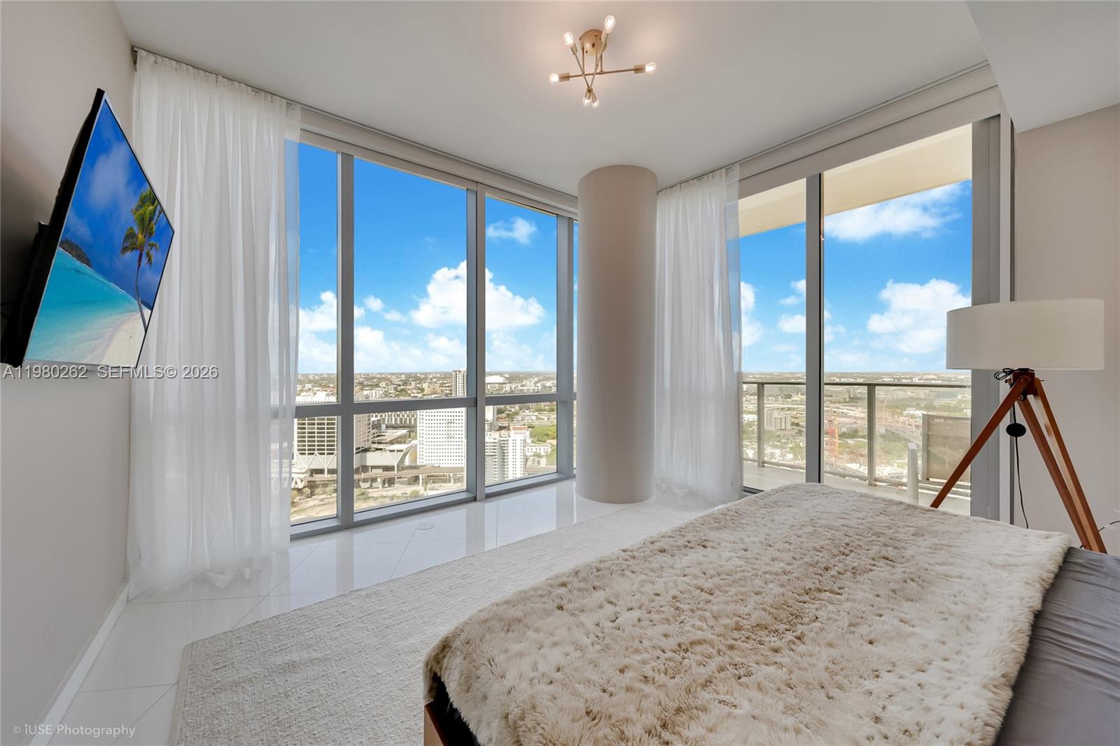 851 NE 1st Ave # 3402