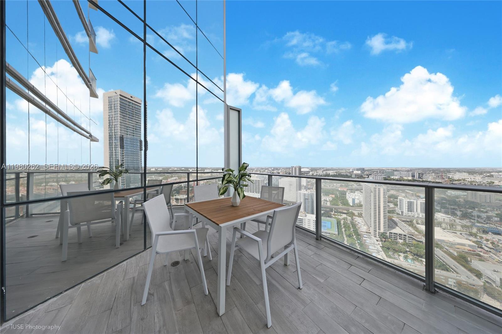 851 NE 1st Ave # 3402