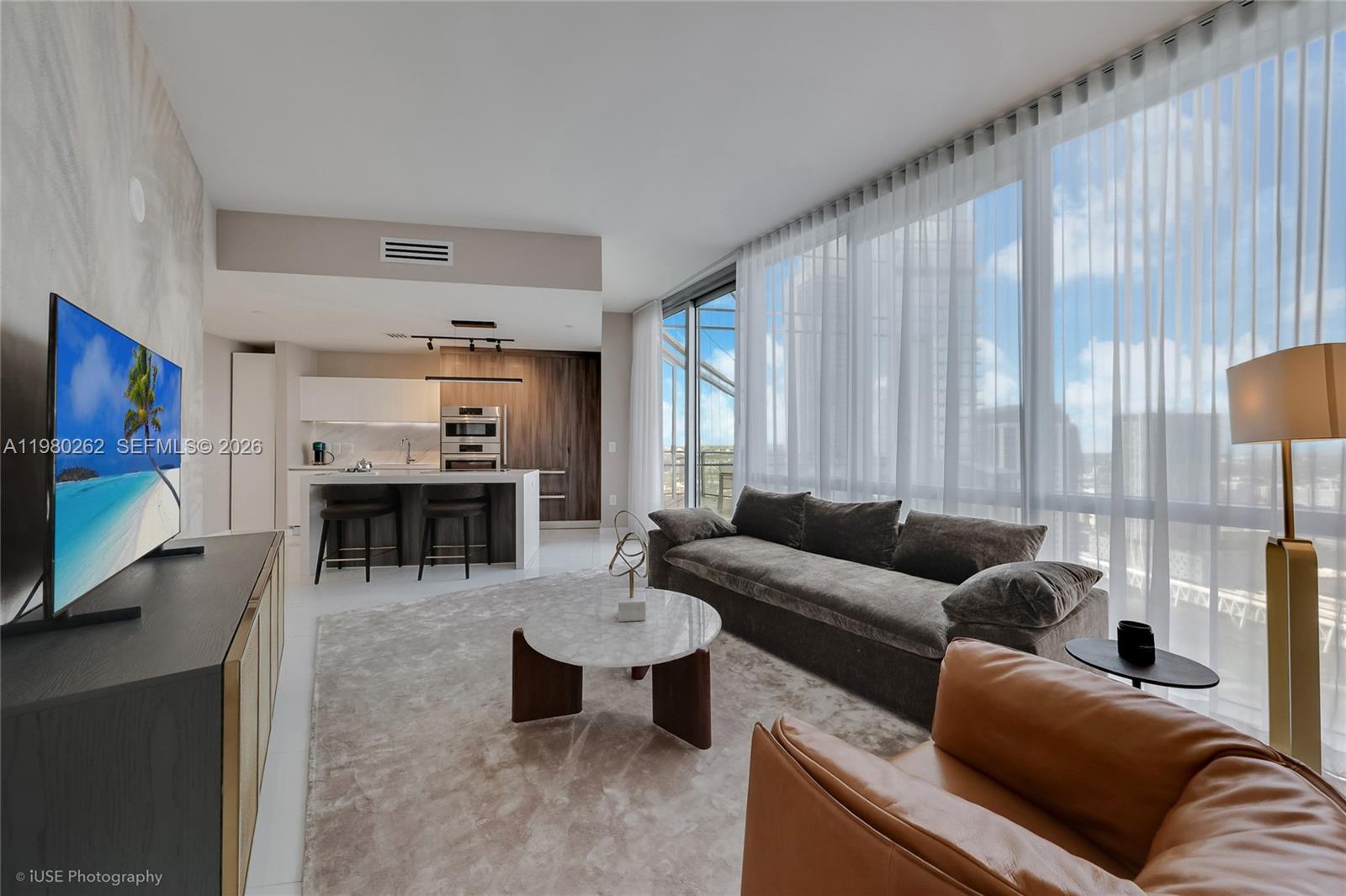 851 NE 1st Ave # 3402