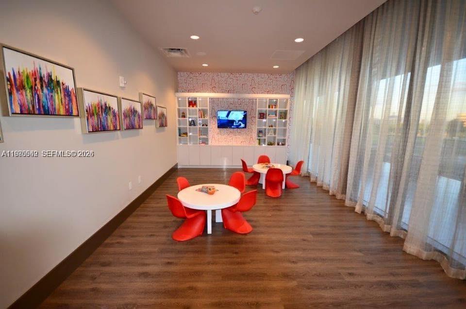 5252 NW 85th Ave # 1902